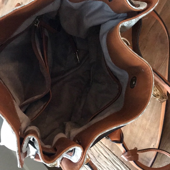 Michael Kors Logo Handbag - Picture 3 of 4